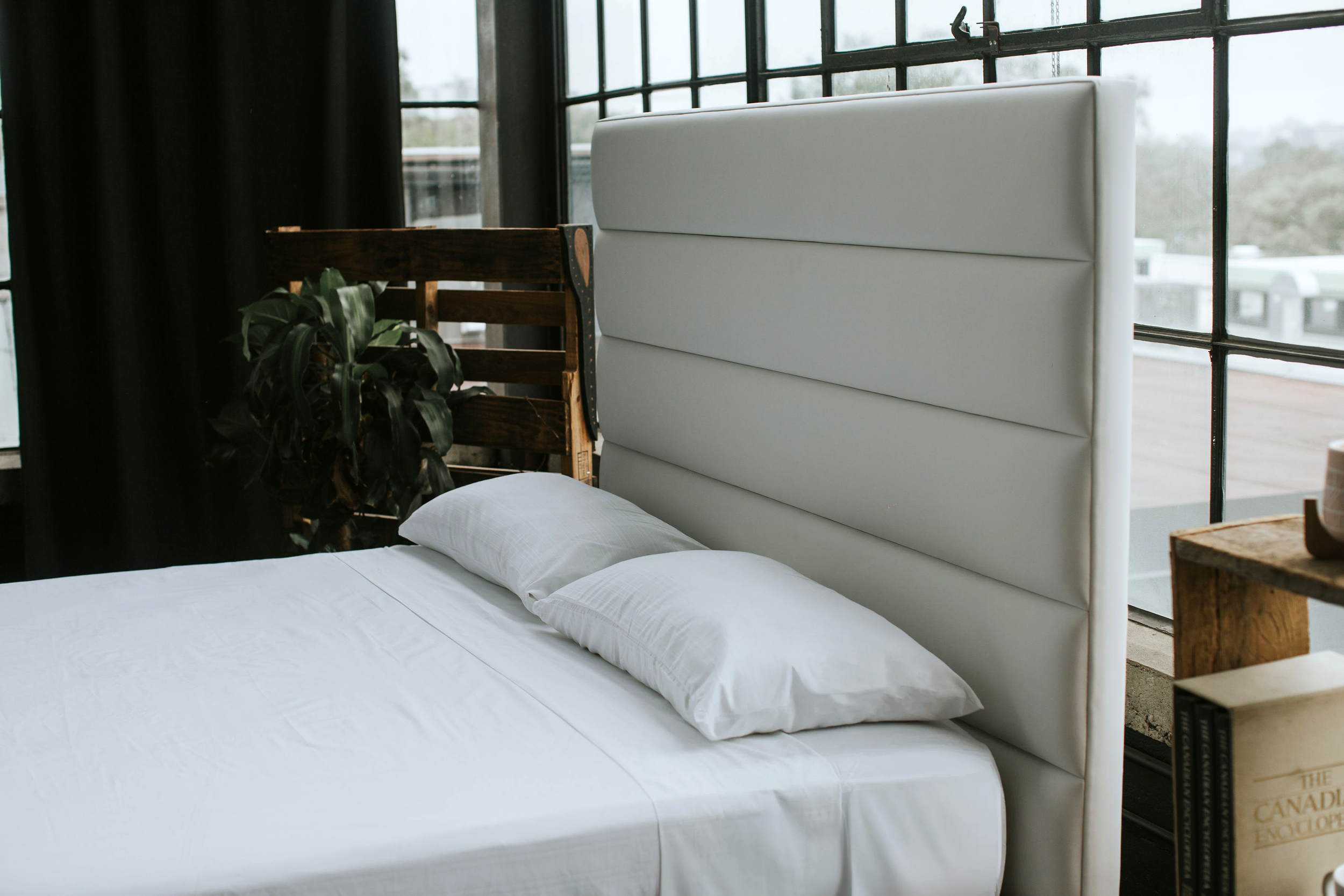 Zazen Bed detail